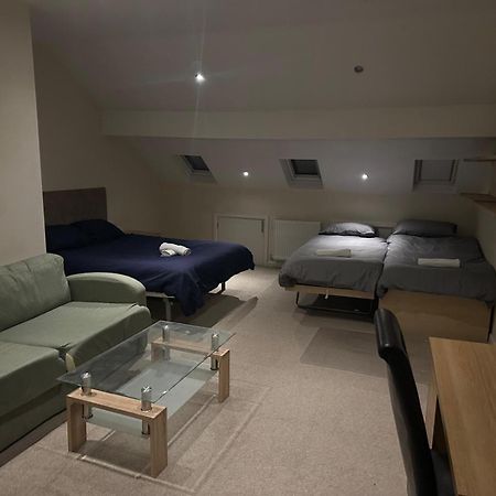 Seafords Guest House Stoke-on-Trent Ngoại thất bức ảnh