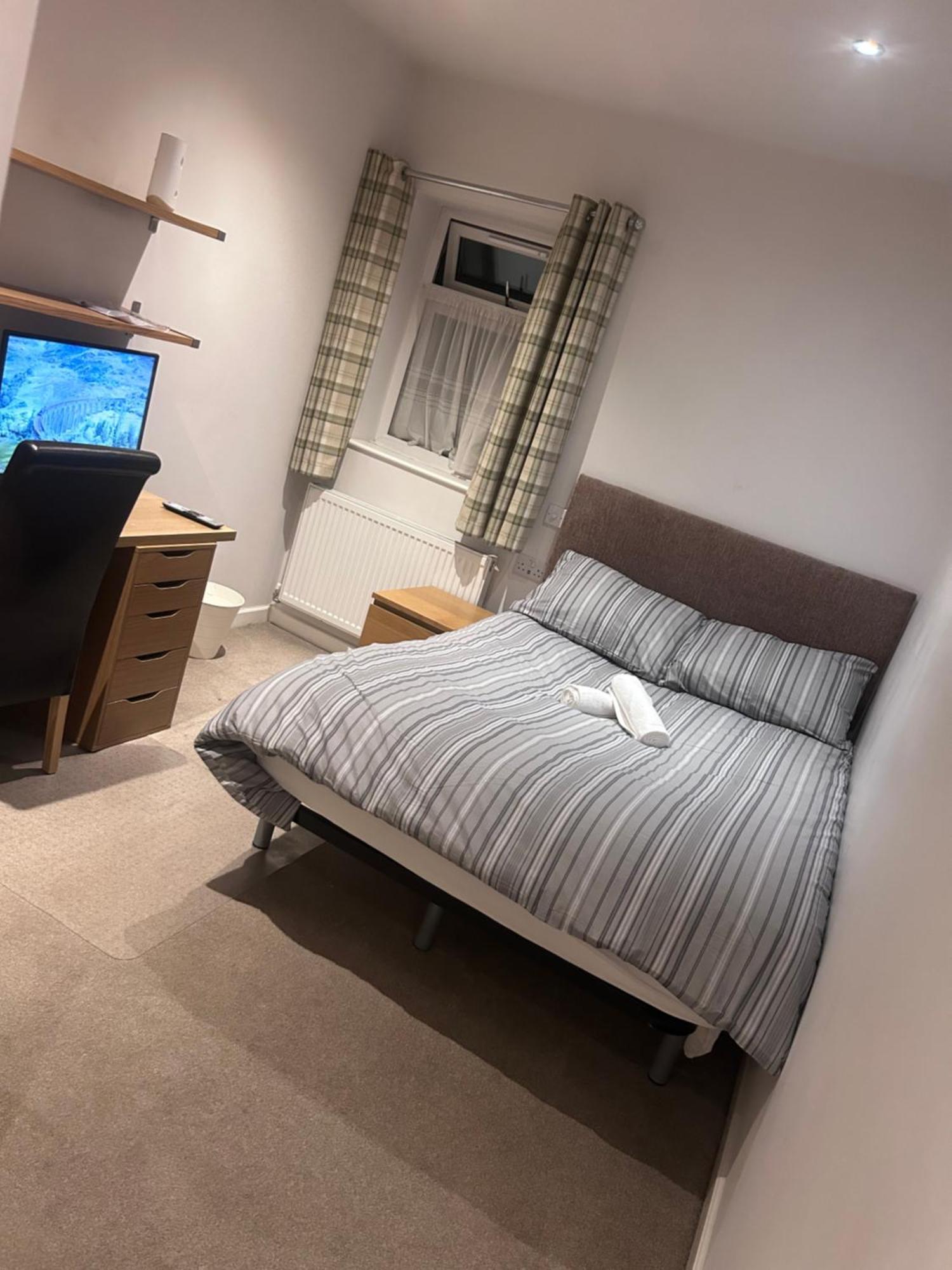 Seafords Guest House Stoke-on-Trent Ngoại thất bức ảnh